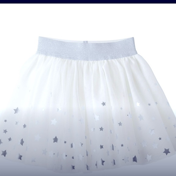 Girls white layered skirt with silver stars and silver waist band Size L - Picture 2 of 8